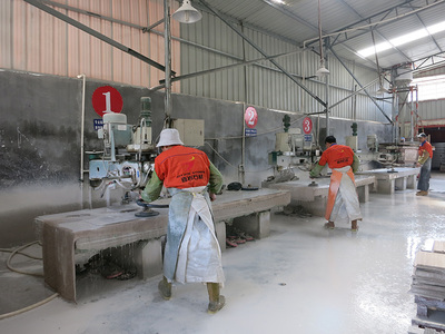 專(zhuān)注于木紋，執(zhí)著于質(zhì)量——走進(jìn)嘉巖石材